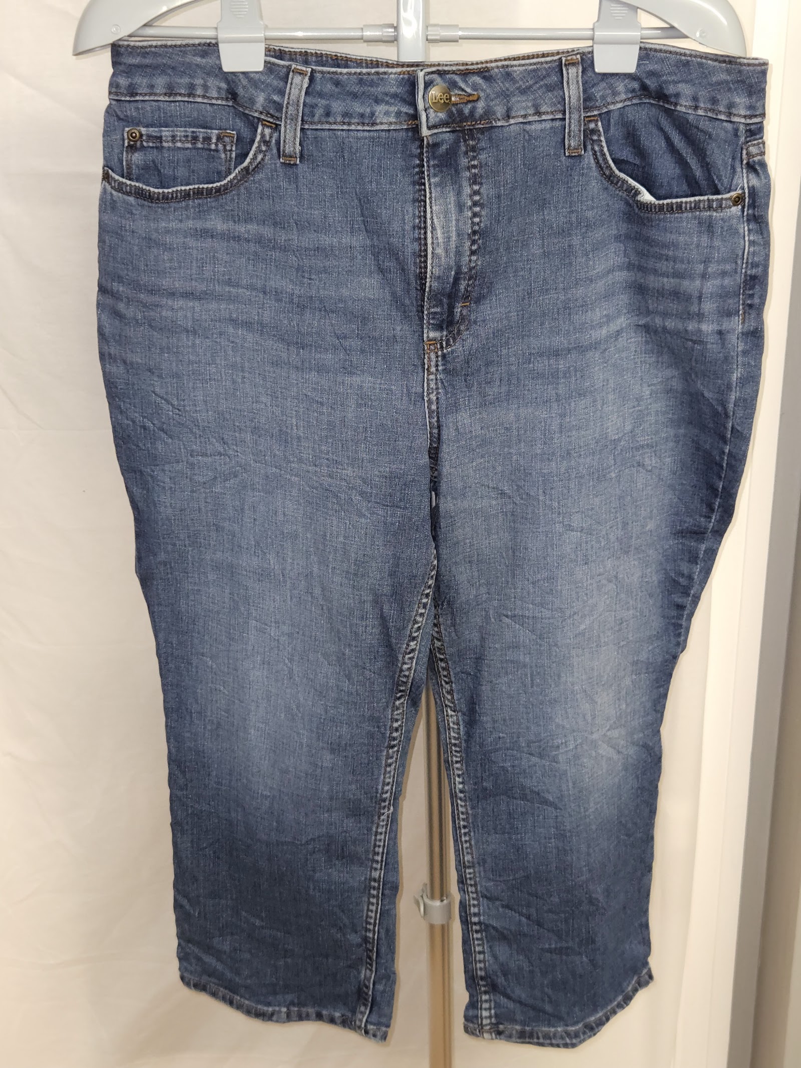 Lee Women's Regular Fit Mid Rise Capri Jeans Size 18 Medium