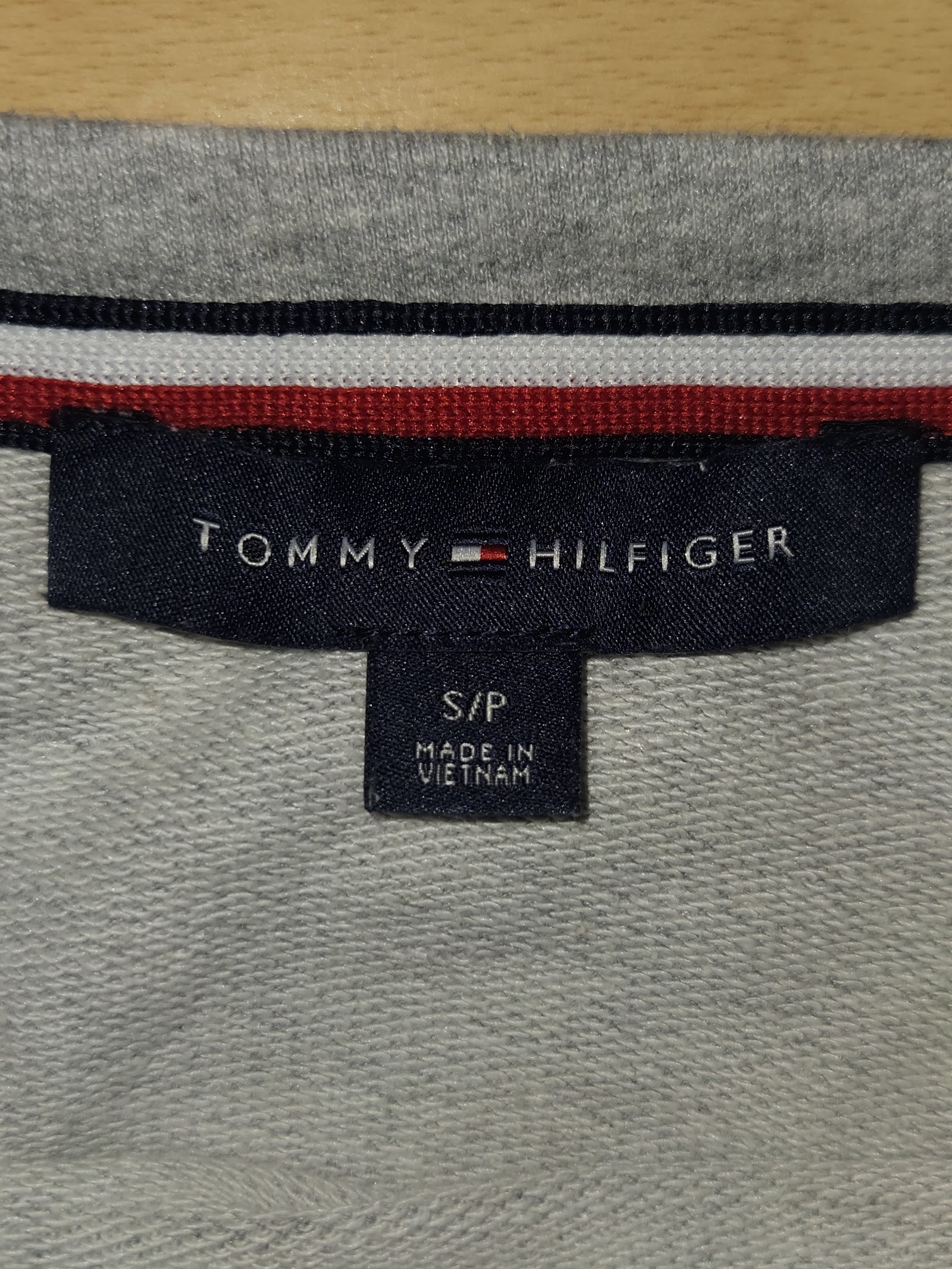 Genuine Tommy Hilfiger Grey Flag Logo Crew Neck Sweatshirt, S / P, photo 3