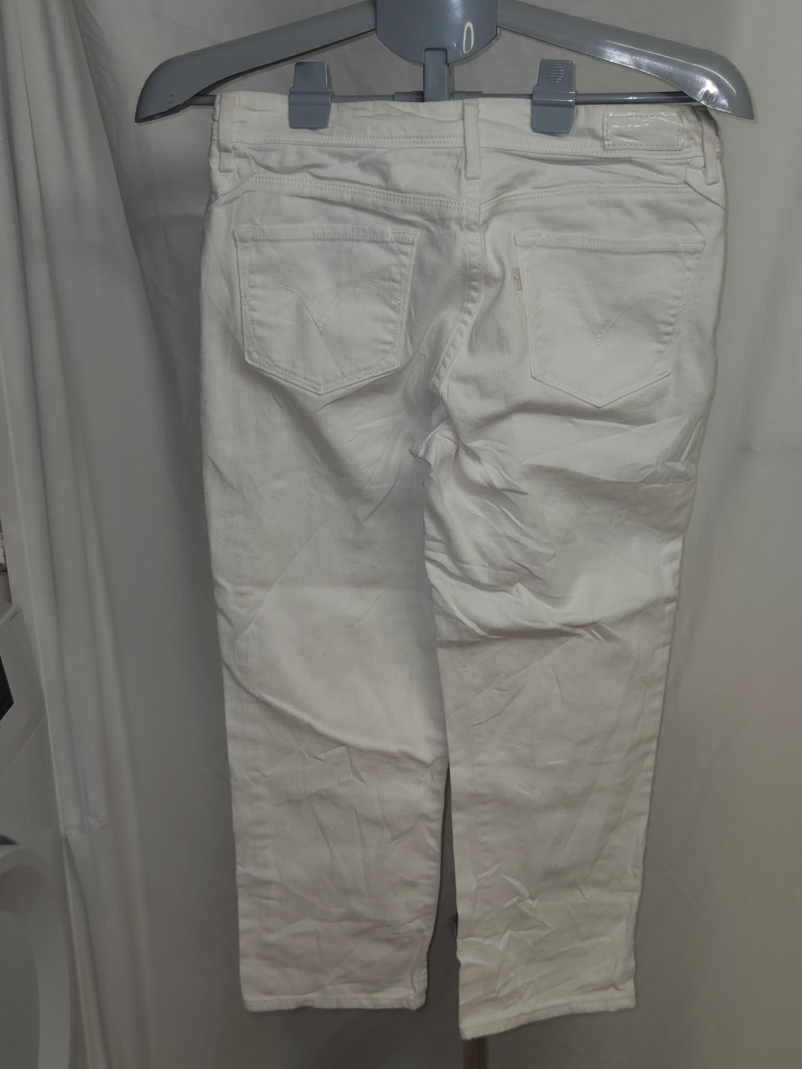 Genuine Levi's X111 Mid Rise Skinny White Capri Jeans, 8 / W28, photo 2