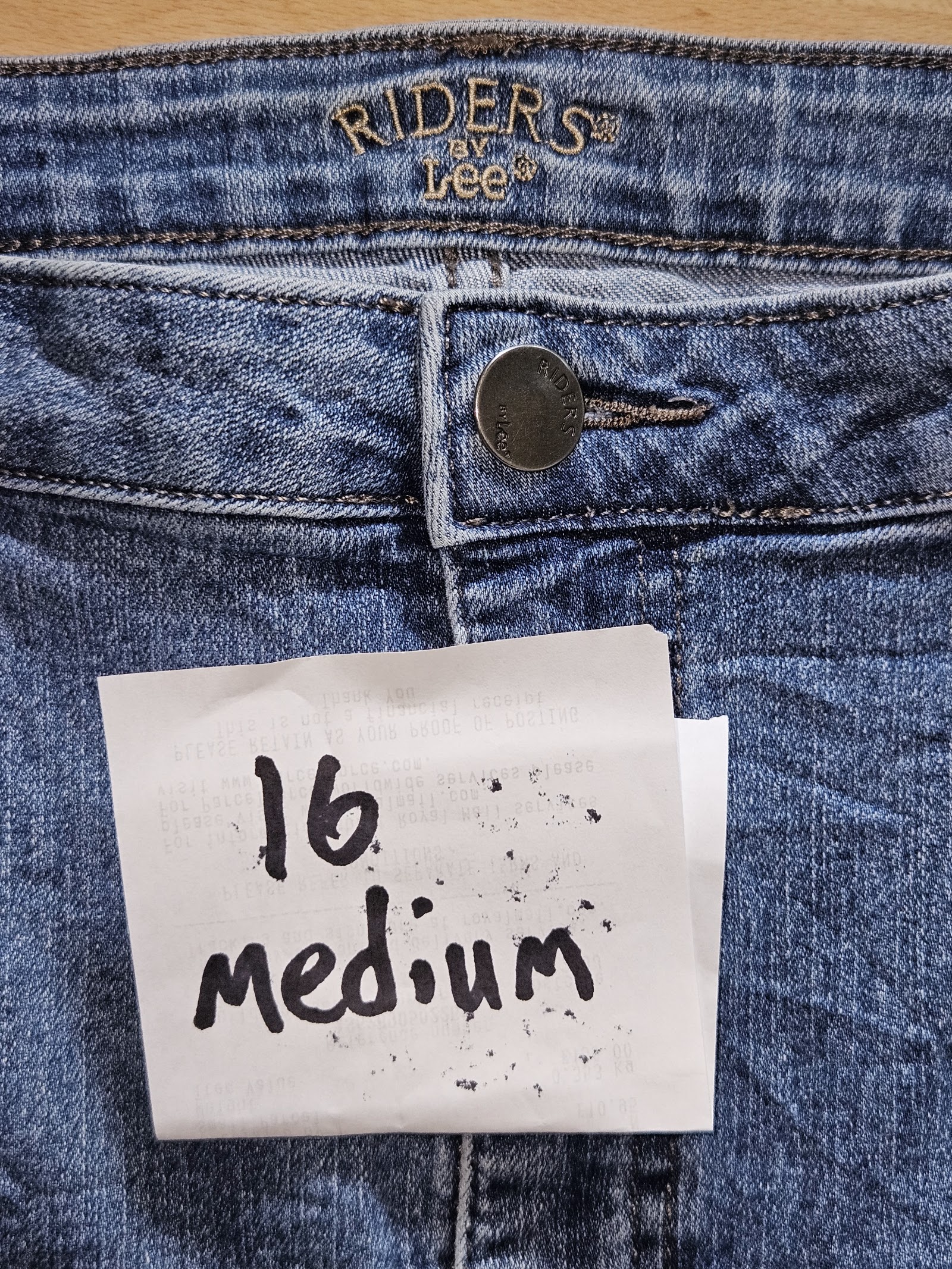 Genuine Riders by Lee Light Blue Five Pocket Capri Jeans, Measured UK 16 Medium, photo 4