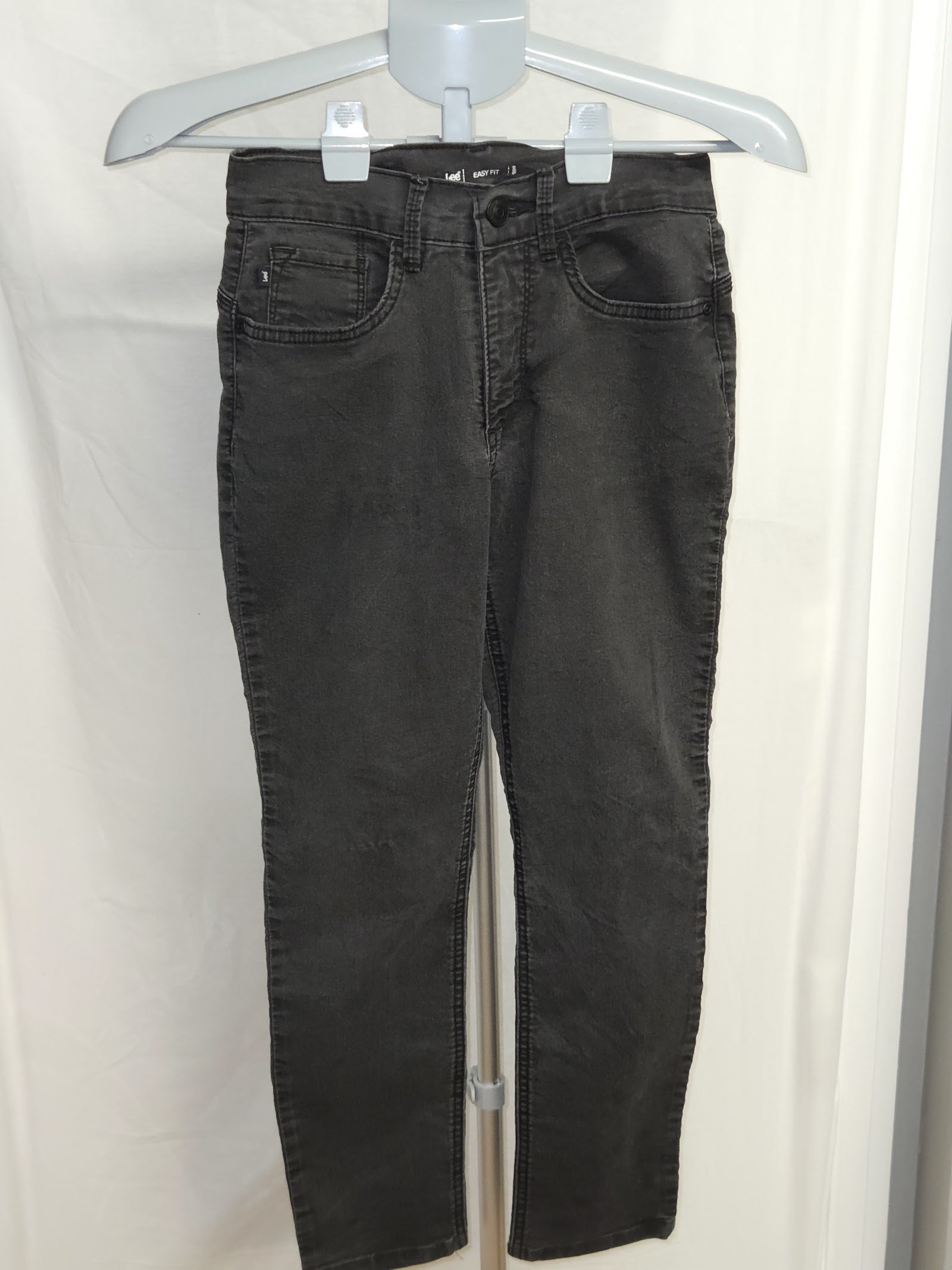 Lee Easy Fit Extreme Motion Washed Black Jeans