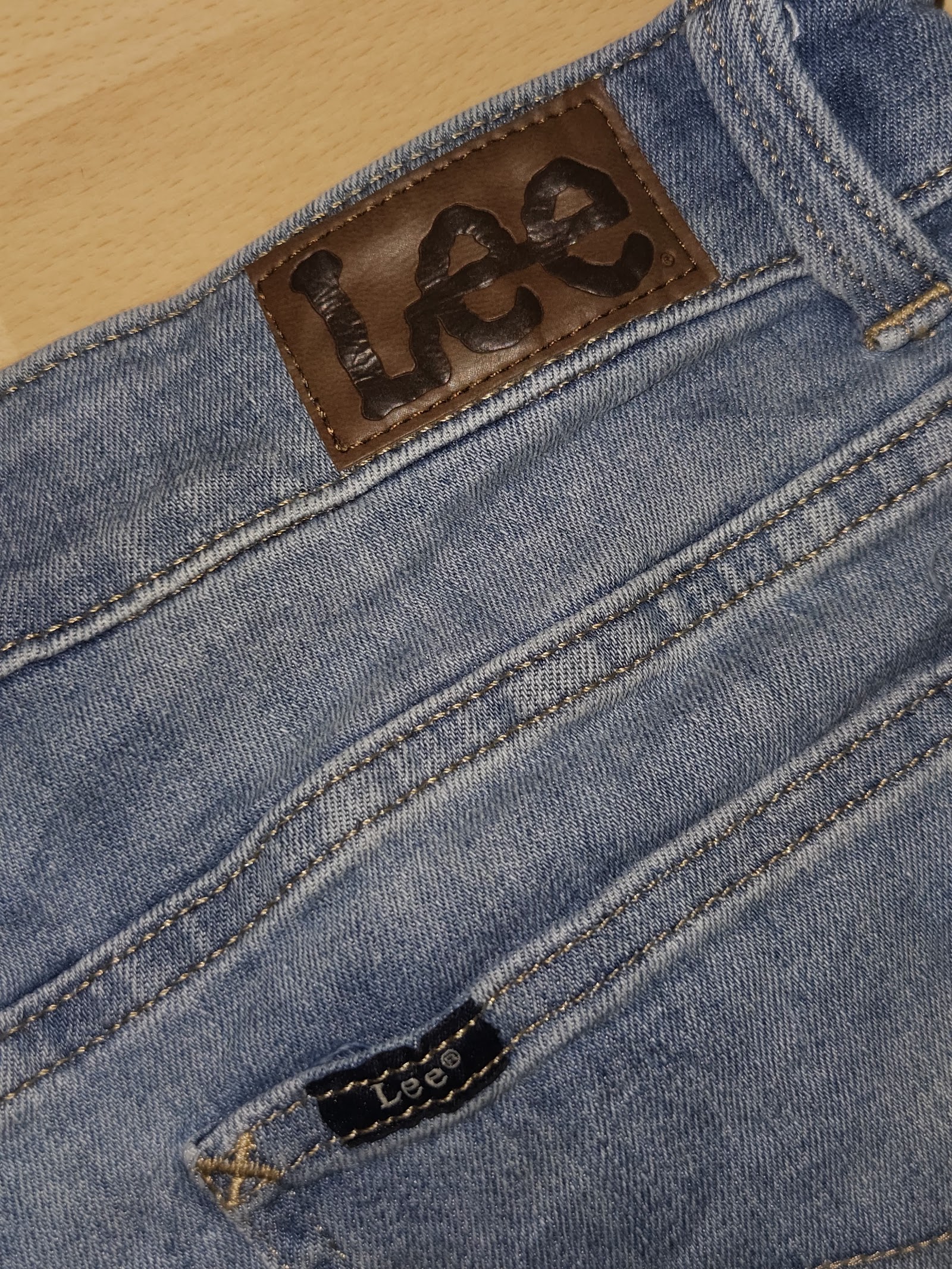 Genuine Lee Mid Blue Five Pocket Cropped Jeans, 12 Medium, photo 3