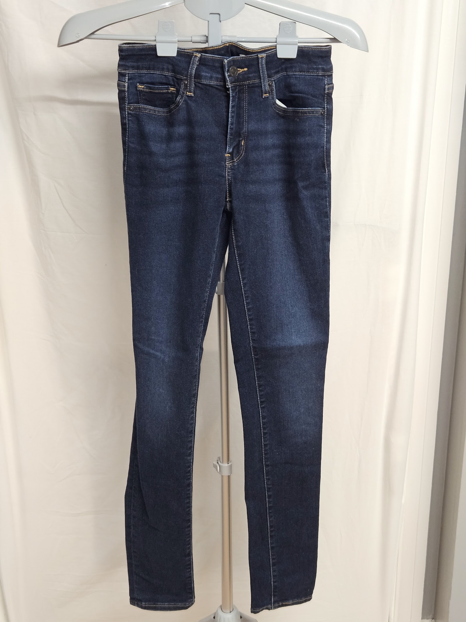 Levi's 711 Skinny Blue Jeans