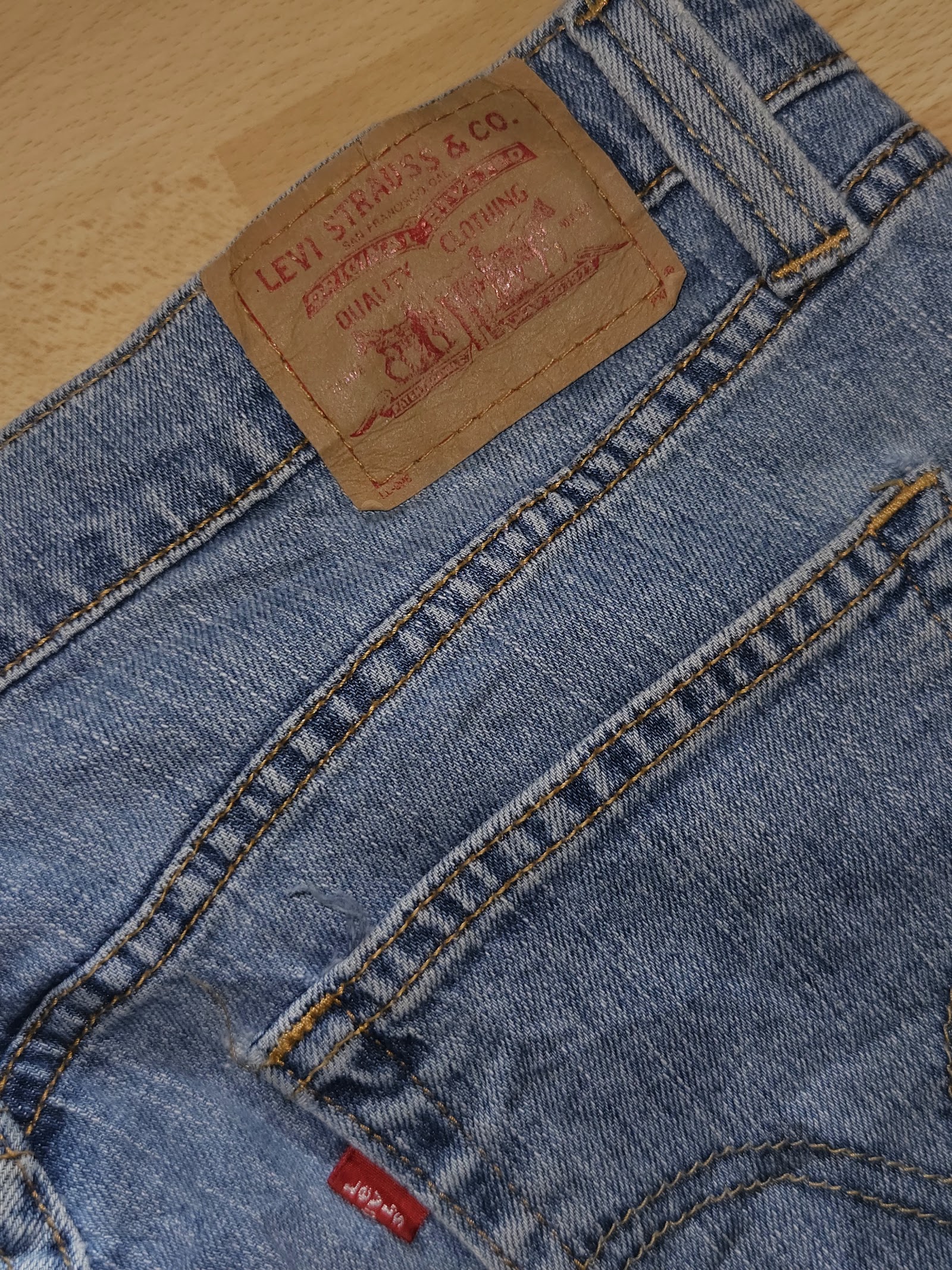 Genuine Levi's Low Slouch Stretch Cropped Capri Jeans, 15 JR, photo 4