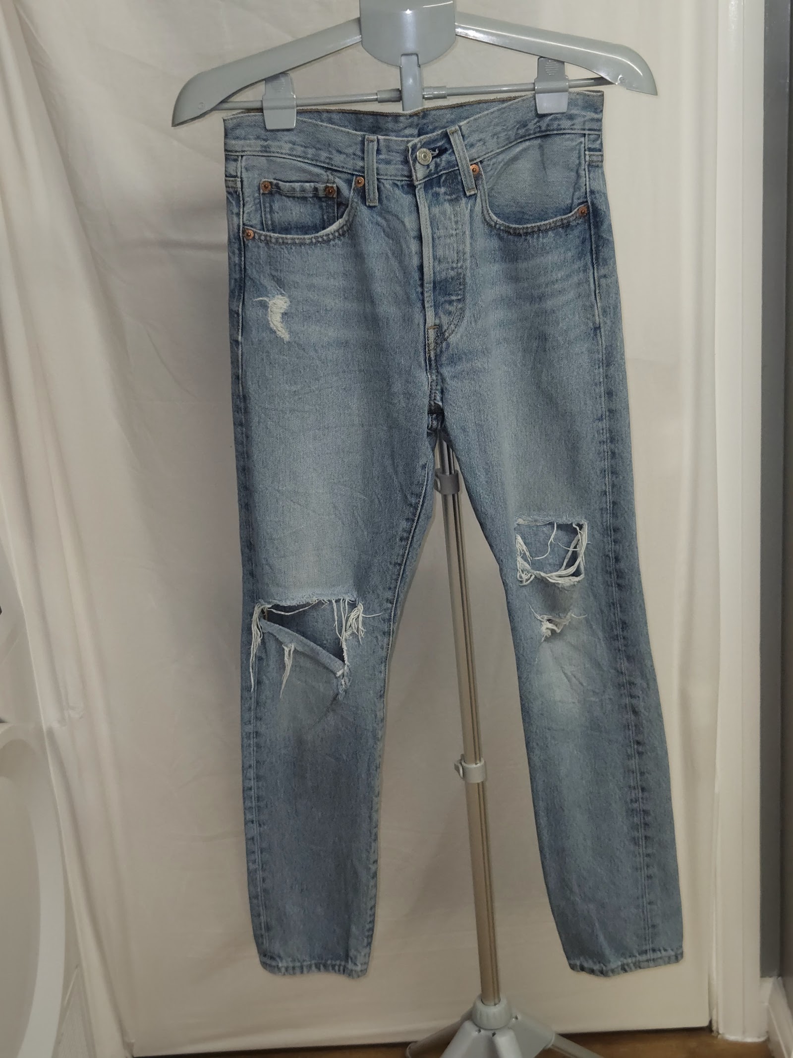 Levi's 501 Skinny Distressed Blue Jeans