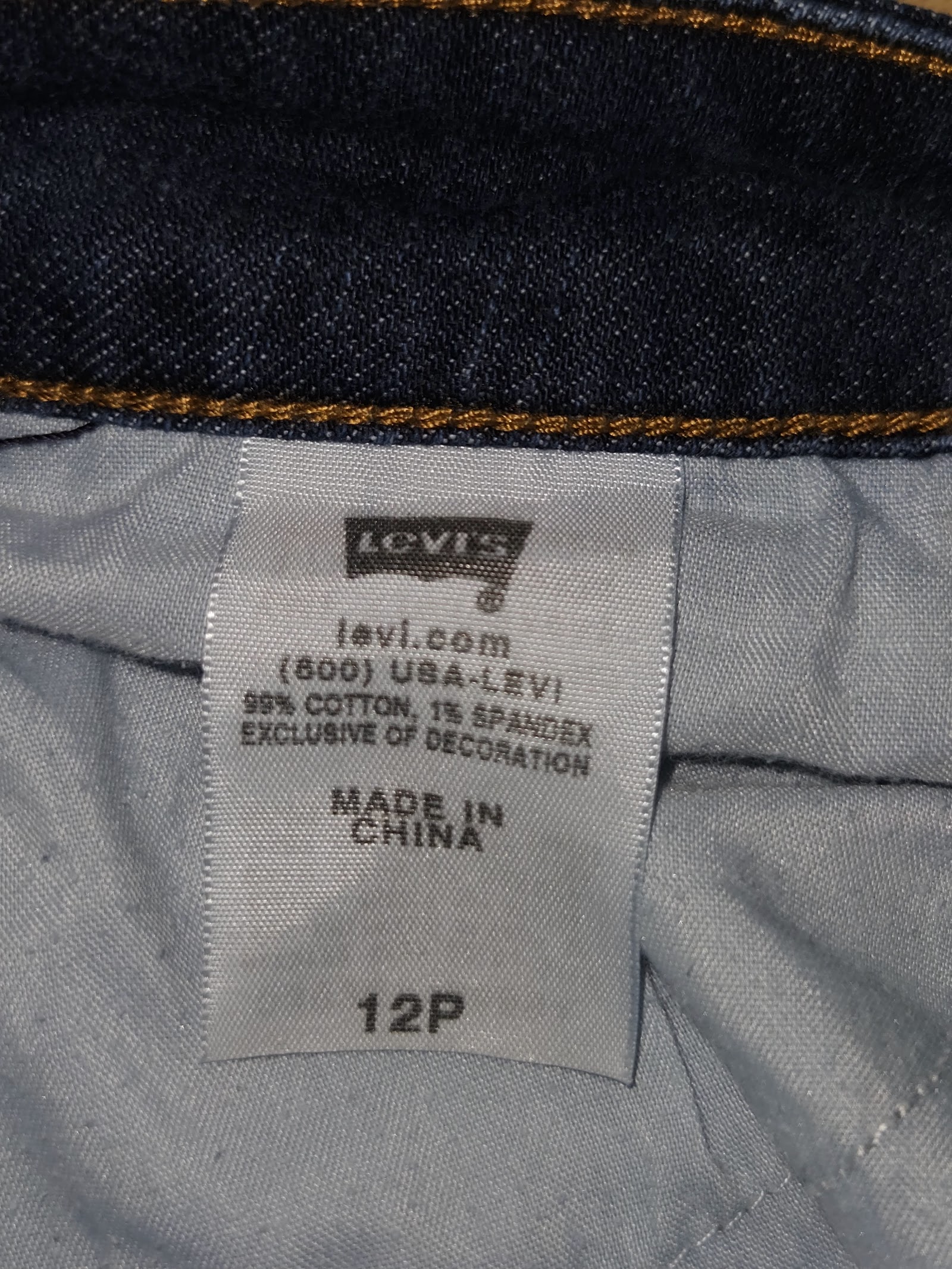 Genuine Levi's 515 Dark Blue Turned Cuff Capri Jeans, 12 Petite, photo 4