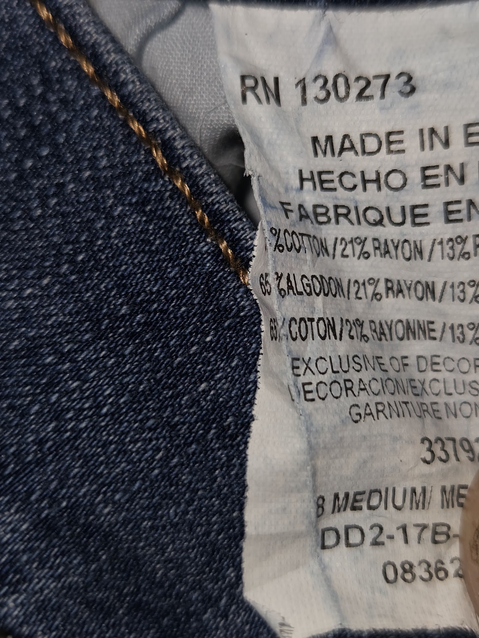 Genuine Lee Modern Series Midrise Fit Mid Blue Capri Jeans, 8 Medium, photo 4