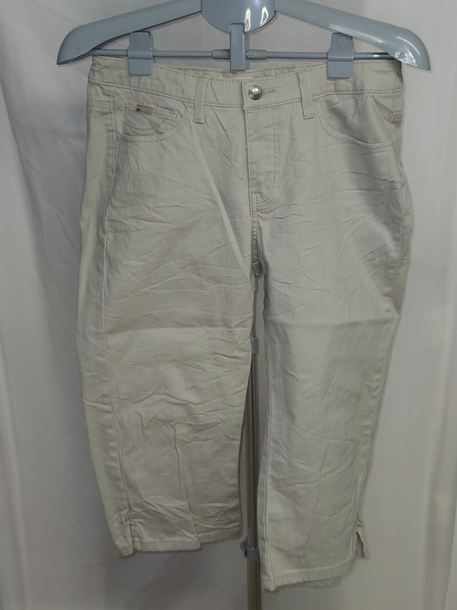 Lee Light Stone Lower Waist Petite Capri Jeans