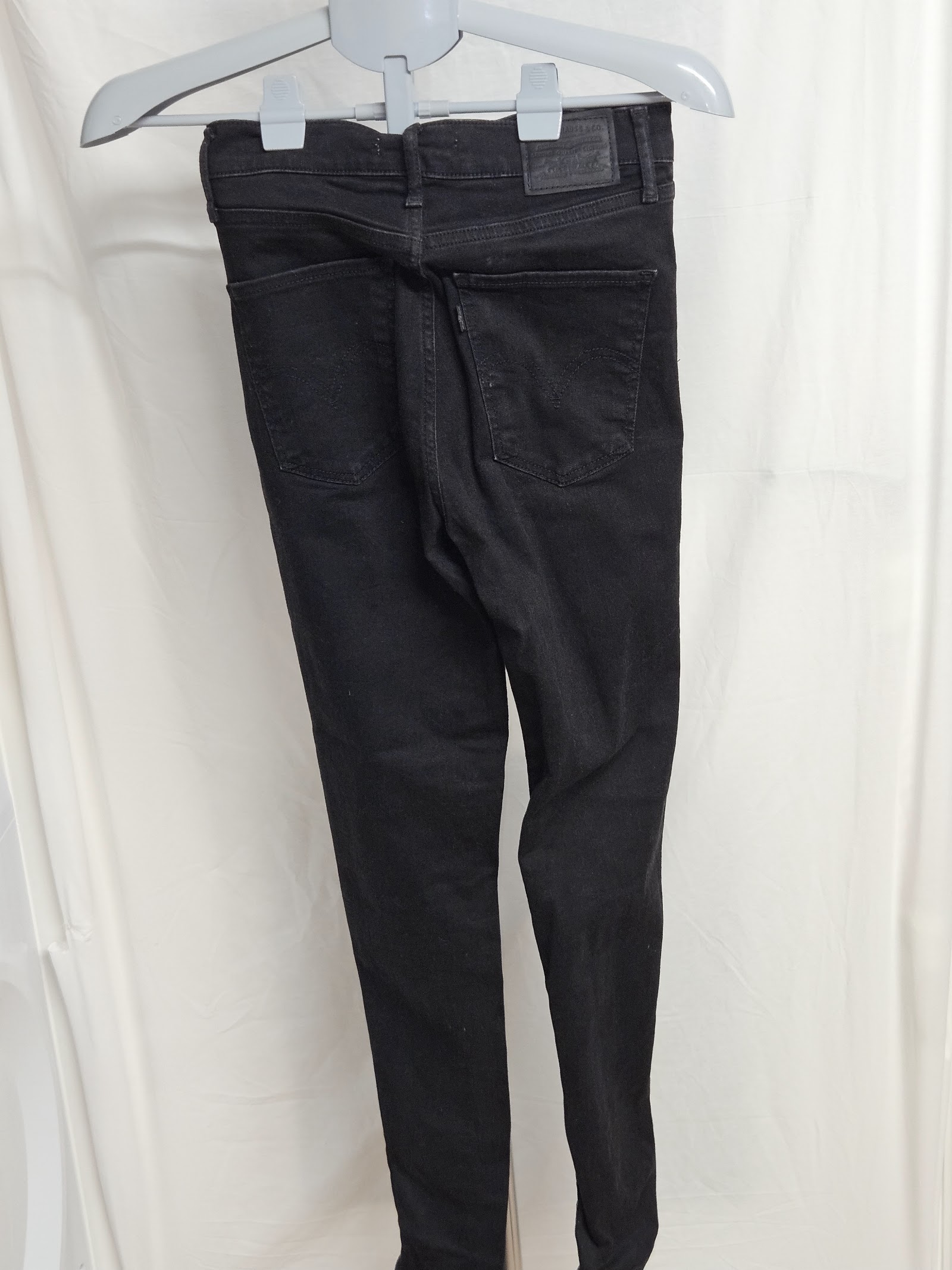 Genuine Levi's Mile High Super Skinny Black Jeans, W27 L30, photo 2
