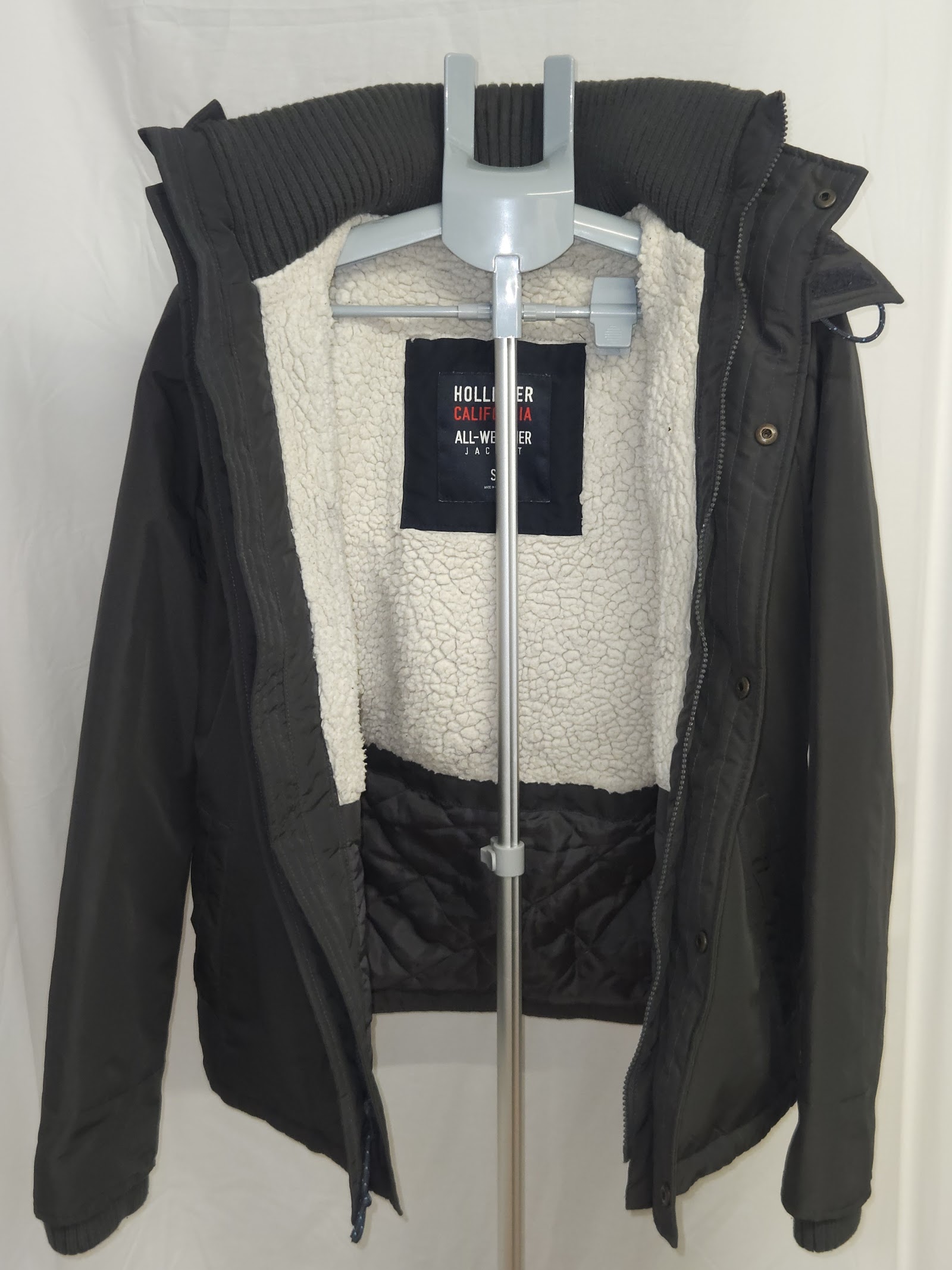Hollister California Grey Sherpa Lined All Weather Jacket Size S