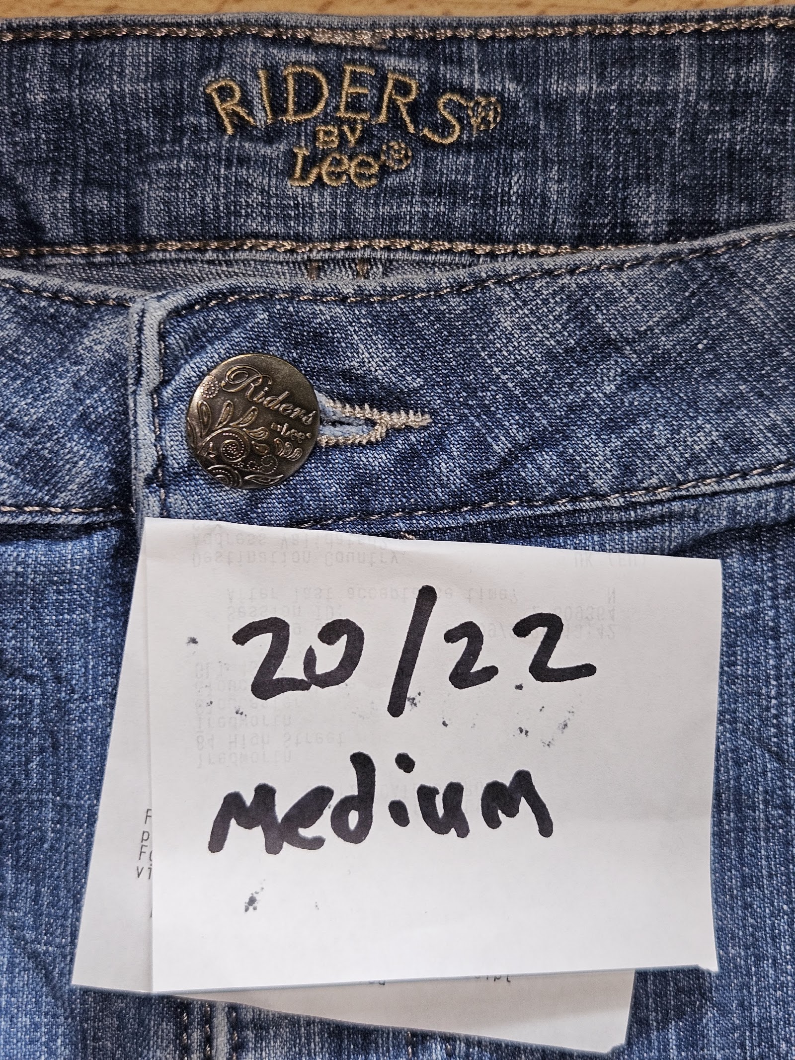 Genuine Riders by Lee Blue Five Pocket Capri Jeans, Measured UK 20/22 Medium, photo 4