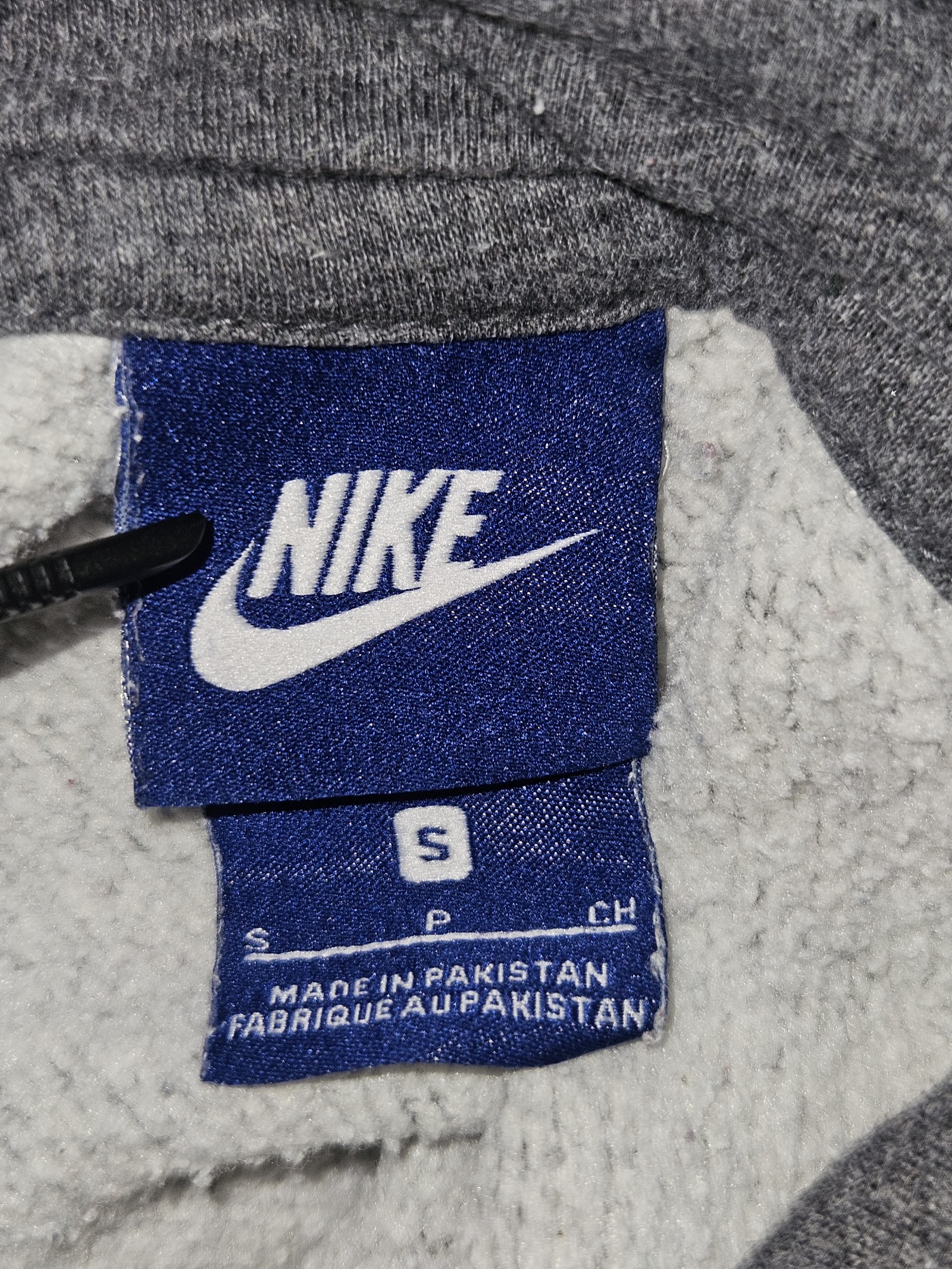 Genuine Nike Grey embroidered-logo pullover hoodie, S, photo 3