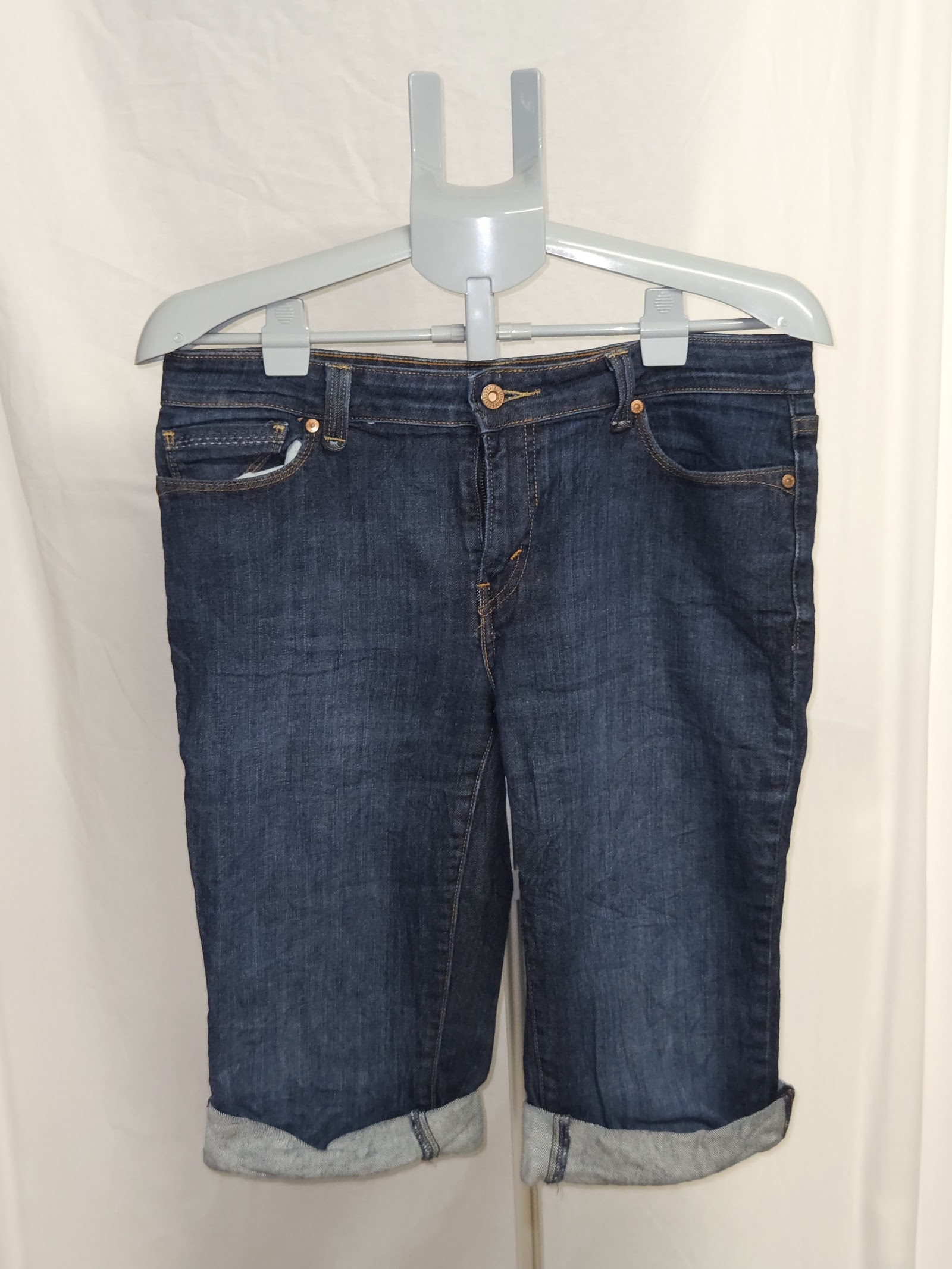 Levi's 515 Dark Blue Turned Cuff Capri Jeans