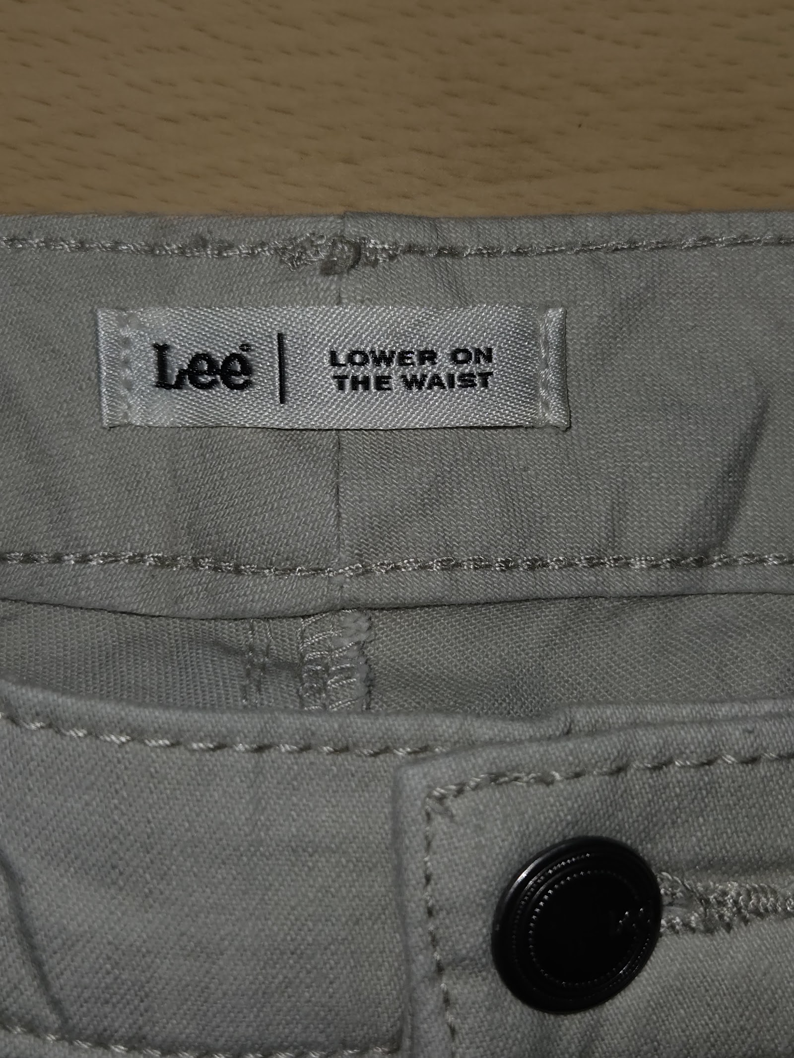 Genuine Lee Light Stone Lower Waist Petite Capri Jeans, 8 Petite, photo 2