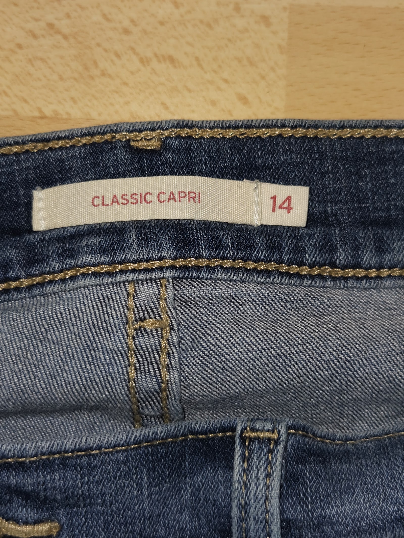 Genuine Levi's Classic Capri Mid Blue Jeans, 14 / W32, photo 4
