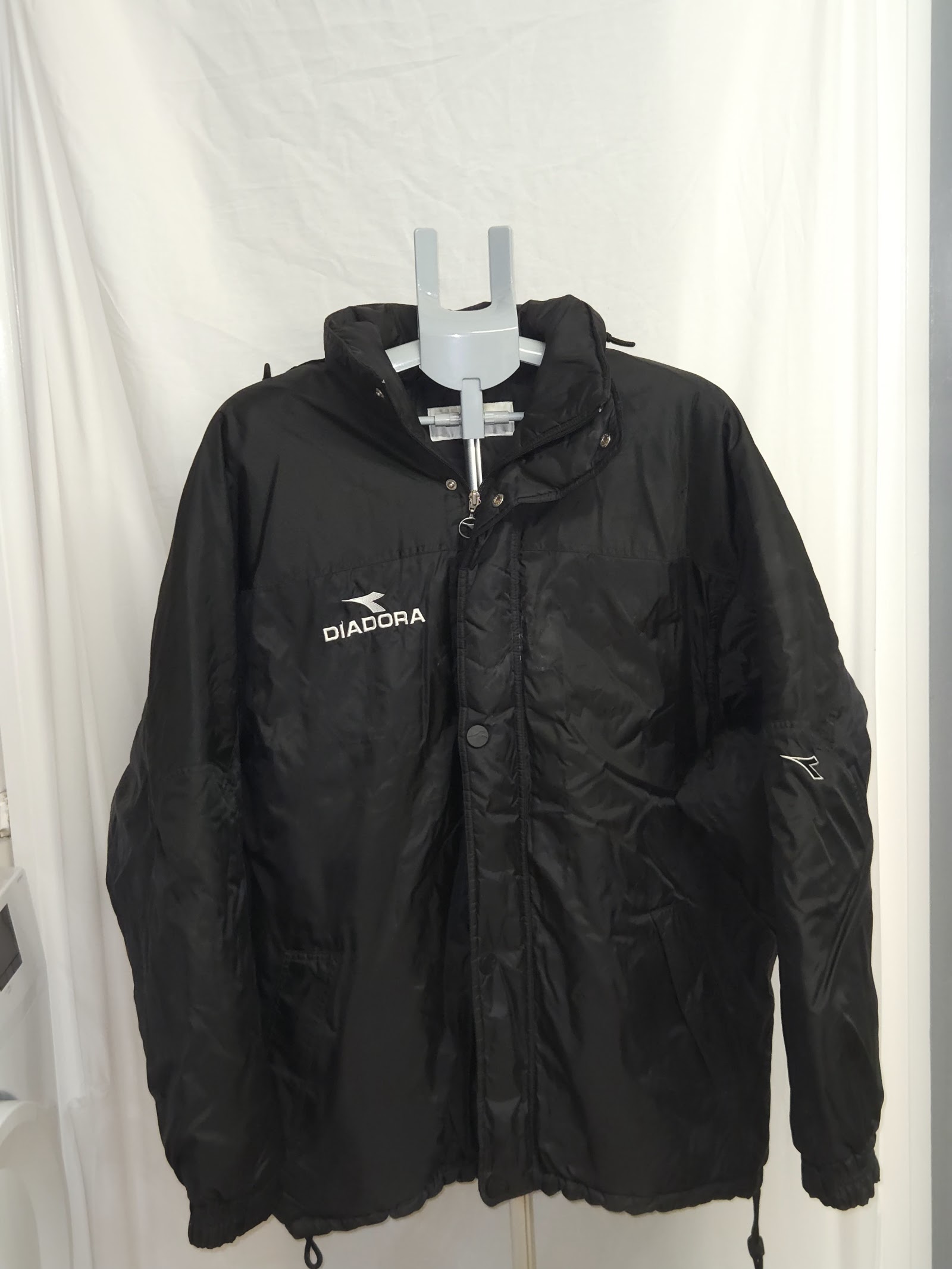Diadora Black Hooded Lightweight Windbreaker Jacket