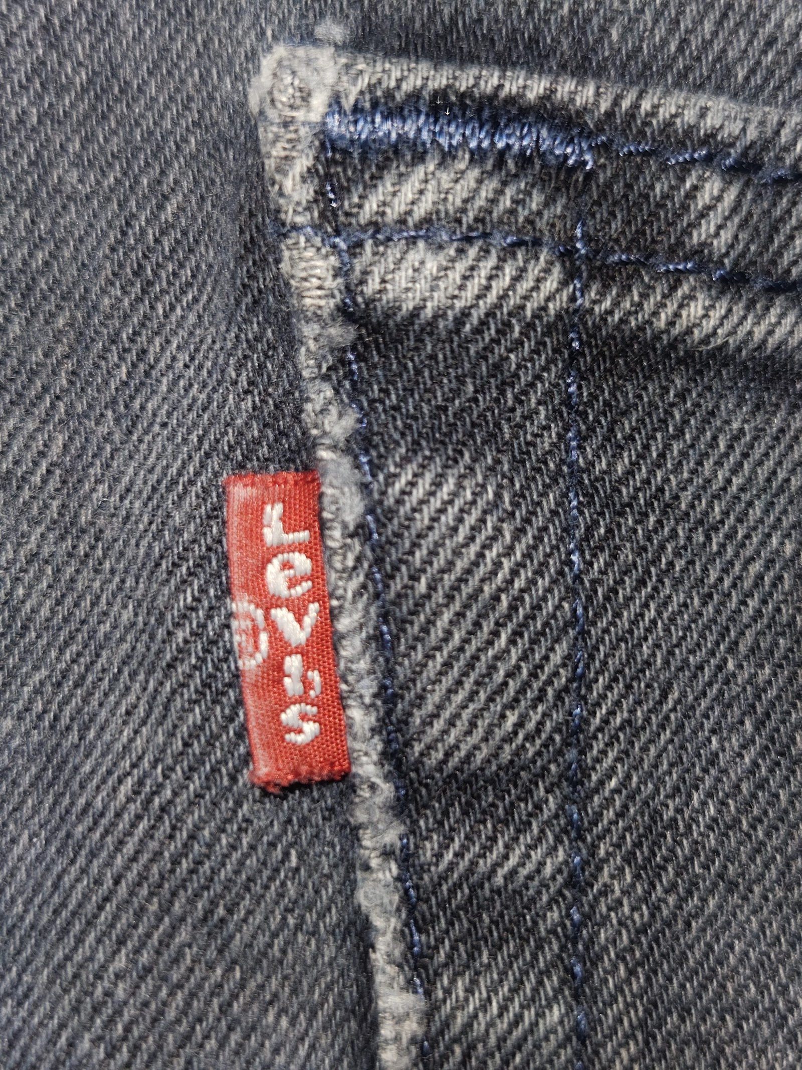 Genuine Levi’s 522 dark-wash slim-taper jeans, W33 L34, photo 4