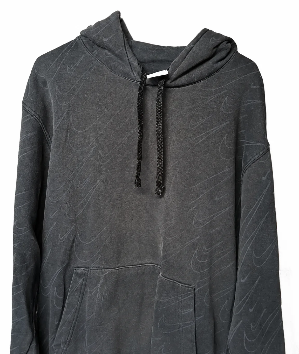Nike Black tonal Swoosh hoodie, size Medium – photo 1