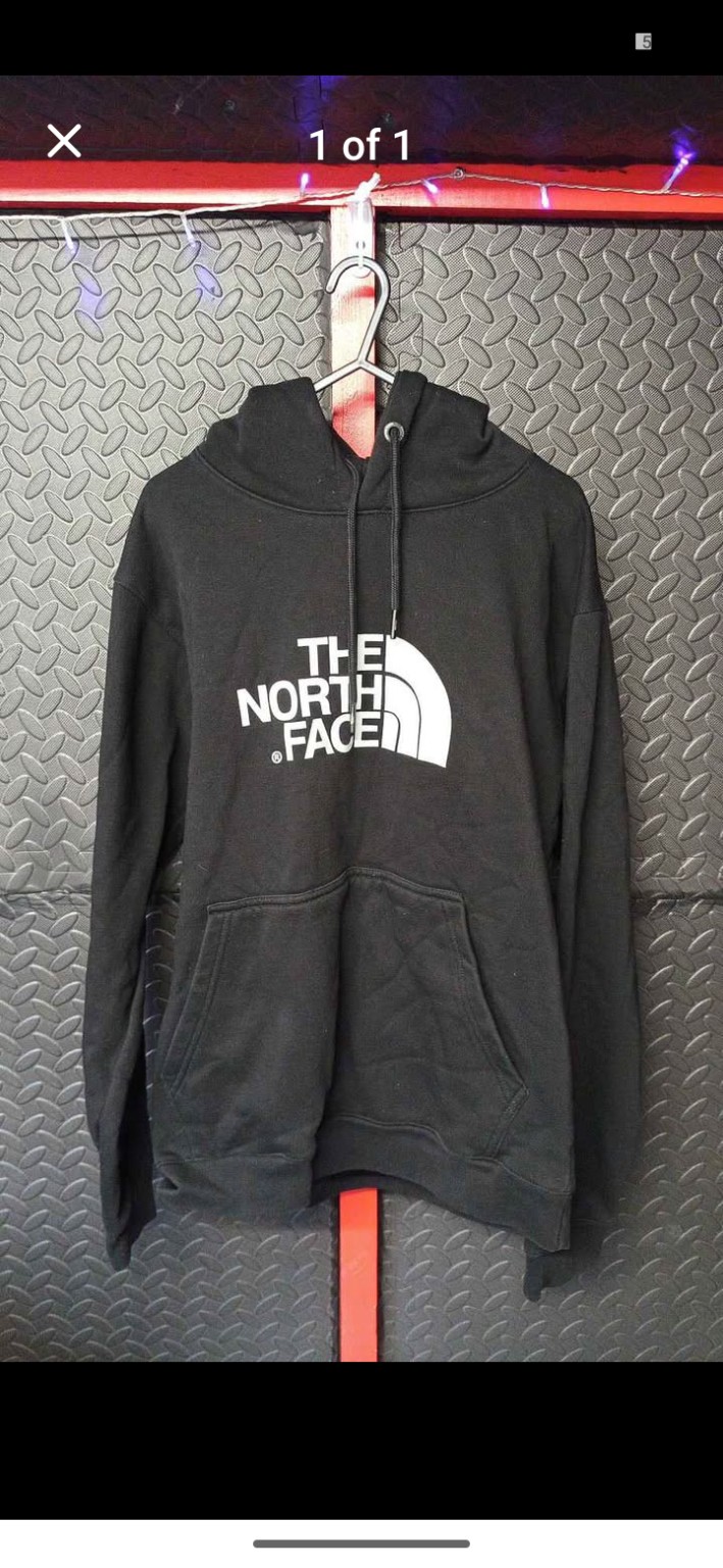 The North Face Black logo pullover hoodie