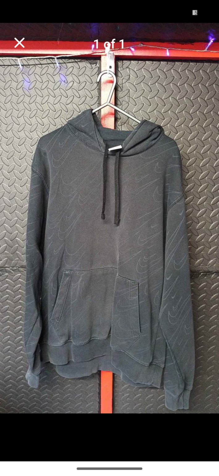 Genuine Nike Black tonal Swoosh hoodie, Medium, photo 3