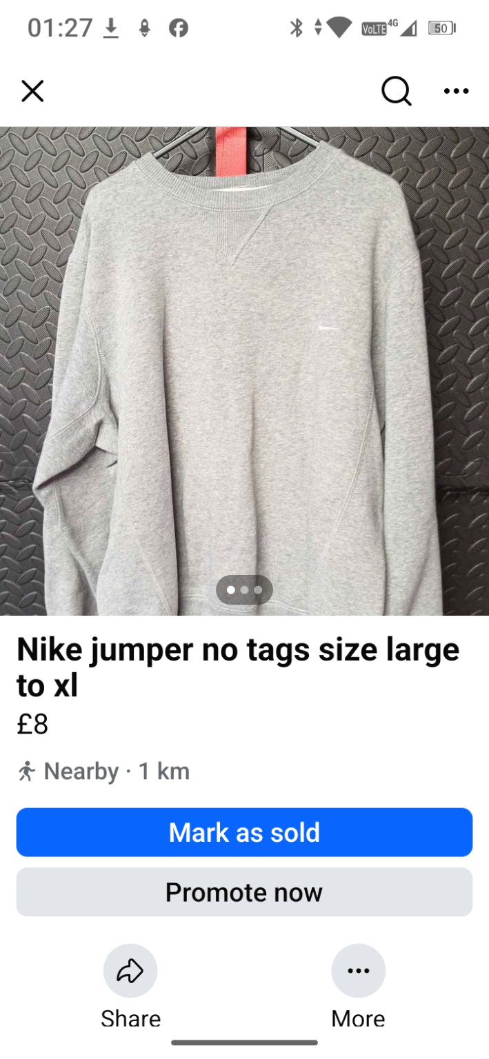 Nike Grey crew-neck sweatshirt